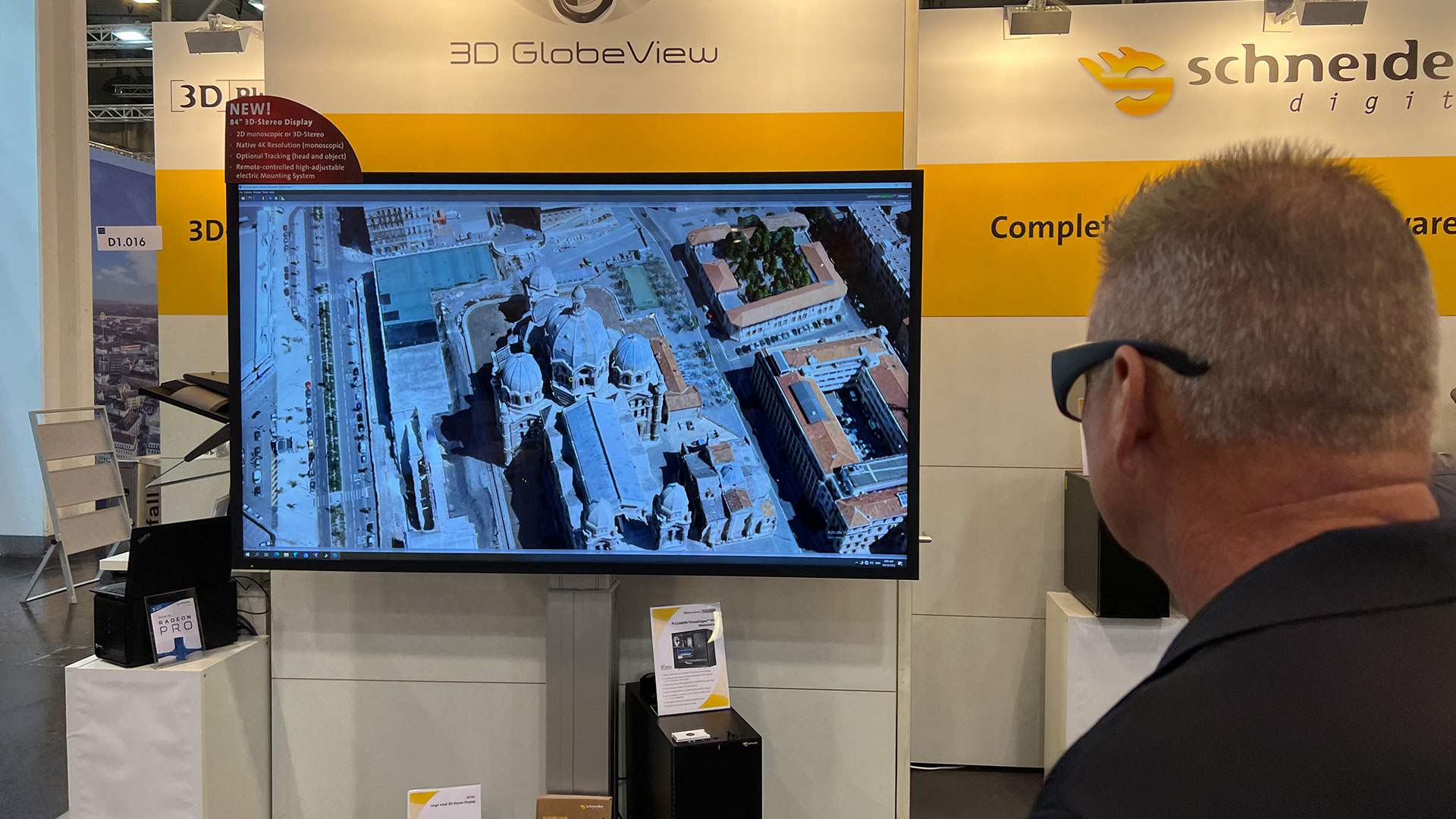 Schneider Digital Review INTERGEO 2022: 3D PluraView live
