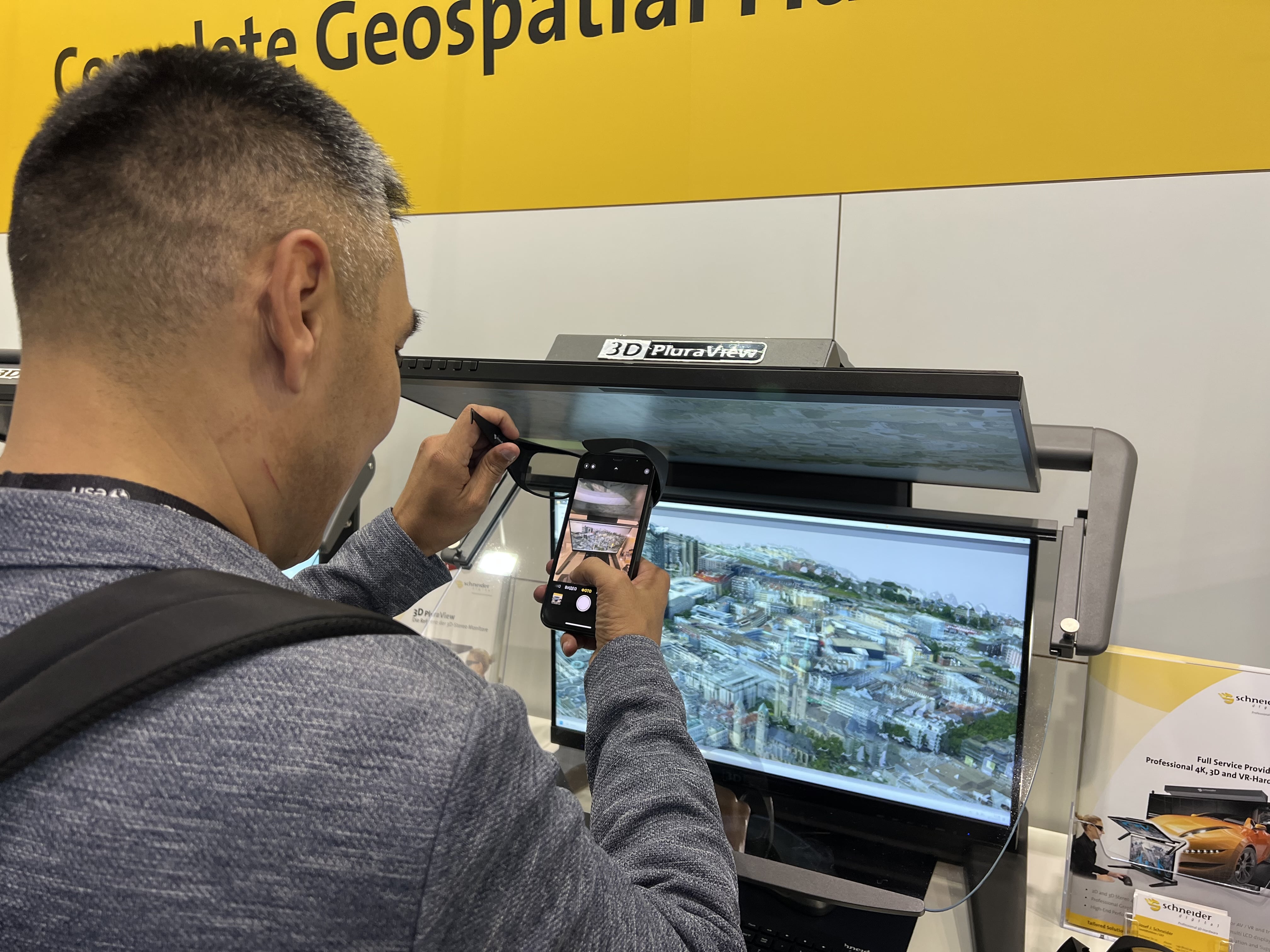 Schneider Digital Review INTERGEO 2023: 3D PluraView live
