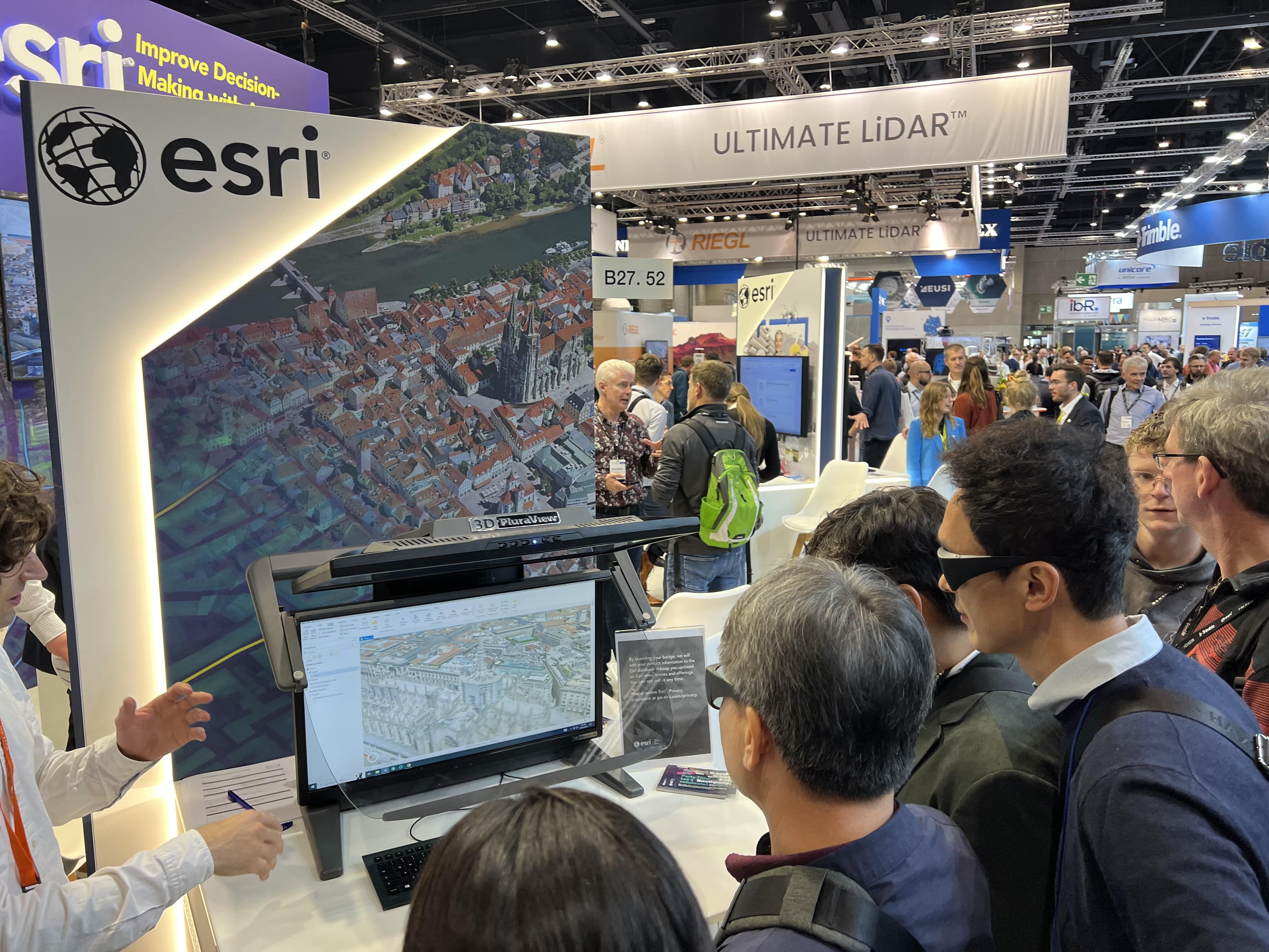 Schneider Digital Review INTERGEO 2023: 3D PluraView live