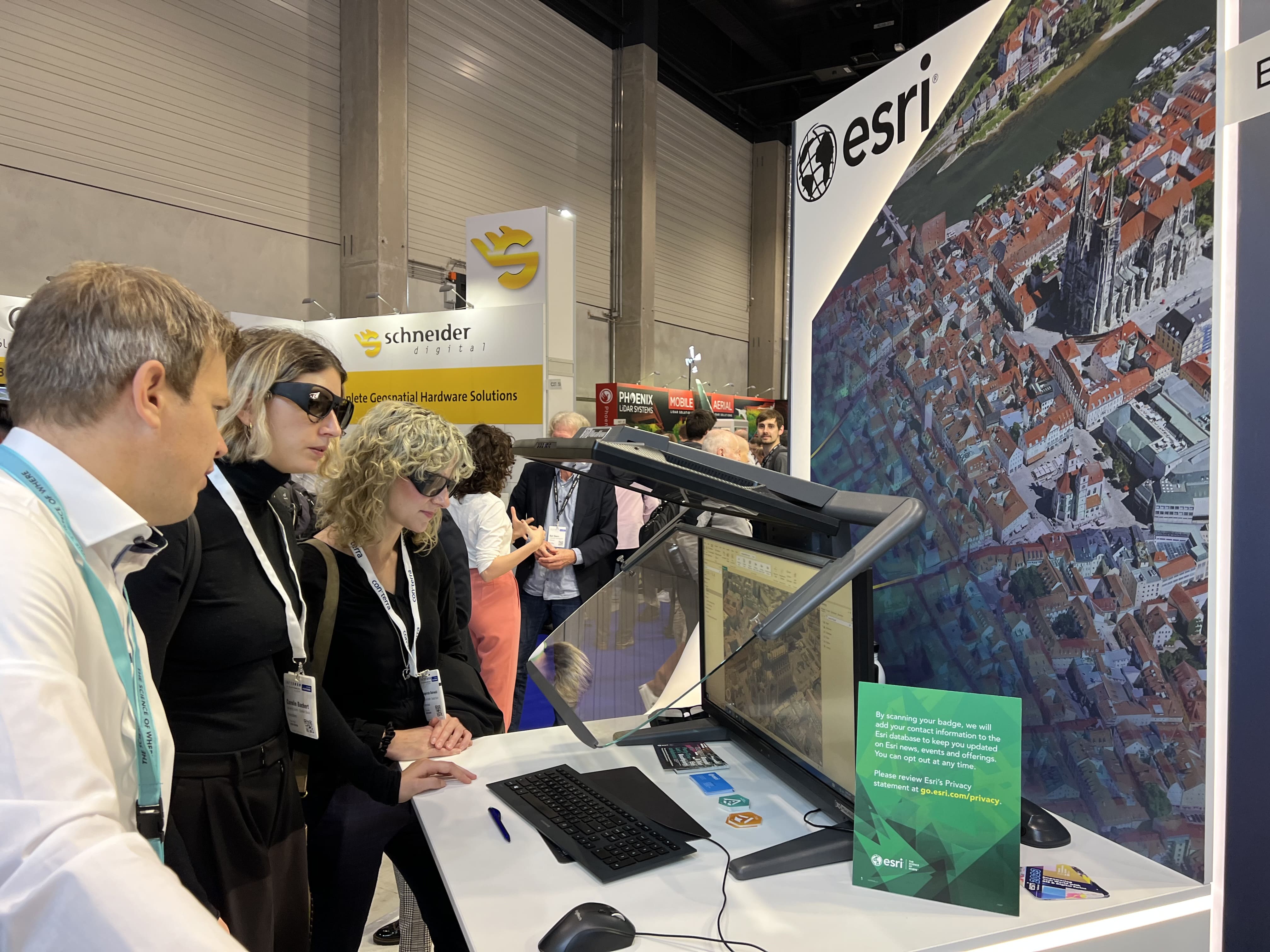 Schneider Digital Review INTERGEO 2023: 3D PluraView live