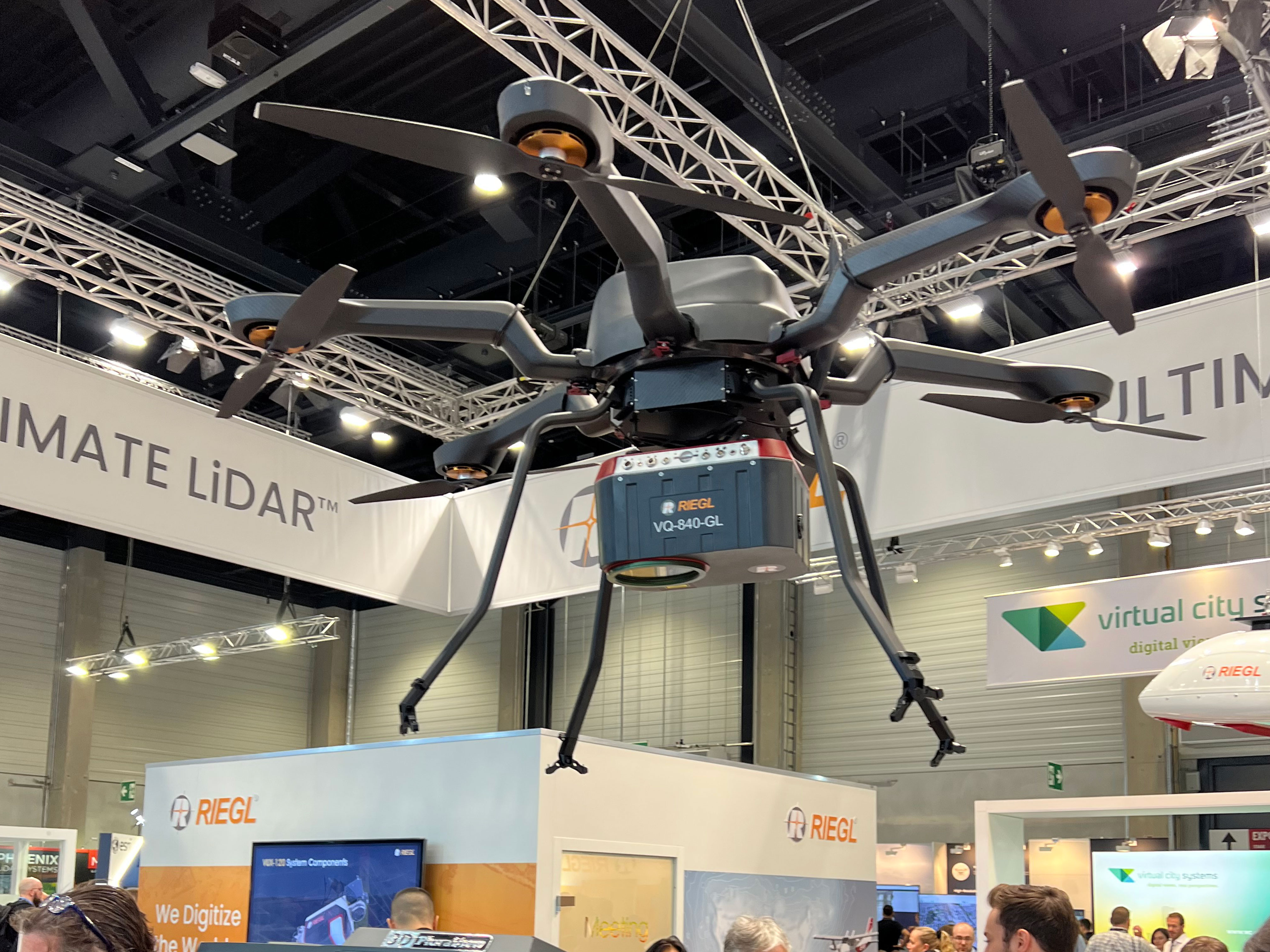 Schneider Digital Review INTERGEO 2023: 3D PluraView live