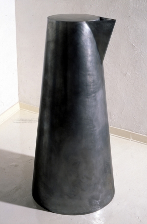 Robert Therrien - No title (bronze pitcher), 1985, nickel on bronze